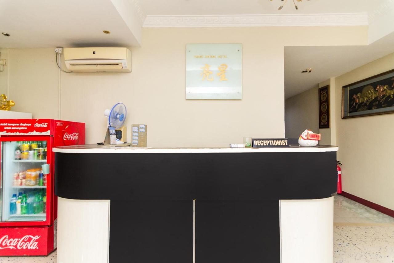 Hotel Vaccinated Staff - Oyo 1703 Terang Bintang Batam